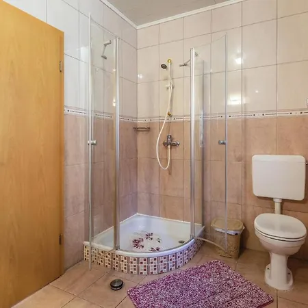 Lejlighed Amazing In W/ Wifi, Outdoor Swimming Pool And 3 Bedrooms *