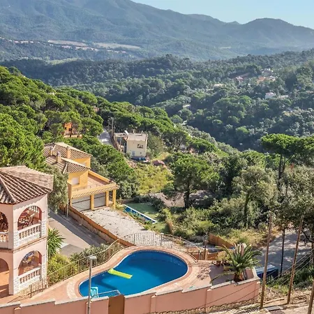 Amazing In W/ Wifi, Outdoor Swimming Pool And 3 Bedrooms